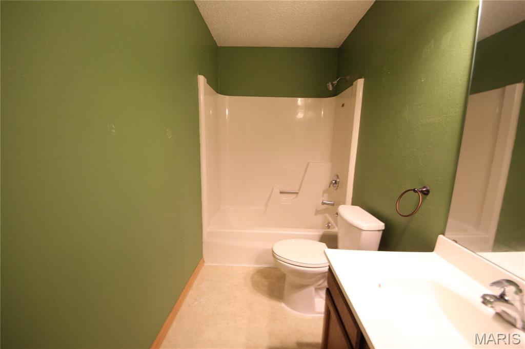 35 Gold Run Drive Unit: B