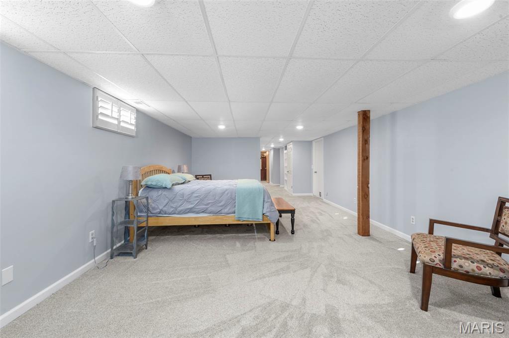 4095 Montgomery Lane