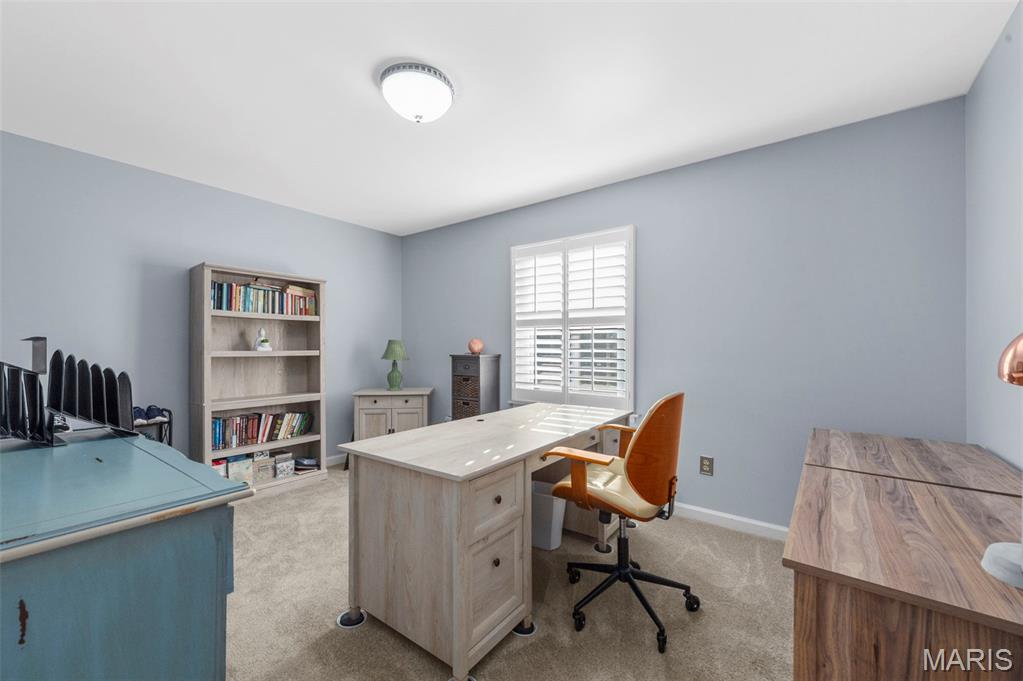 4095 Montgomery Lane