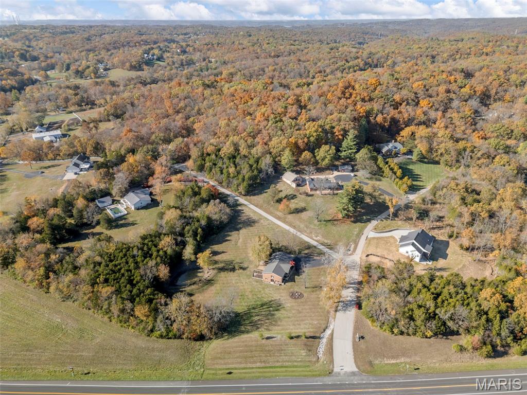 4095 Montgomery Lane