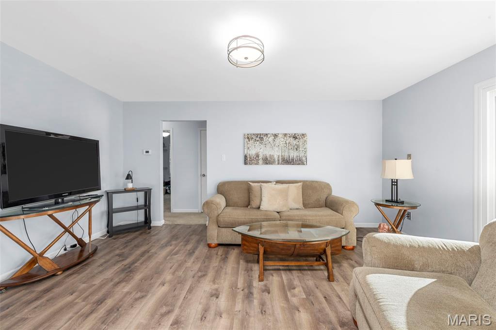 4095 Montgomery Lane