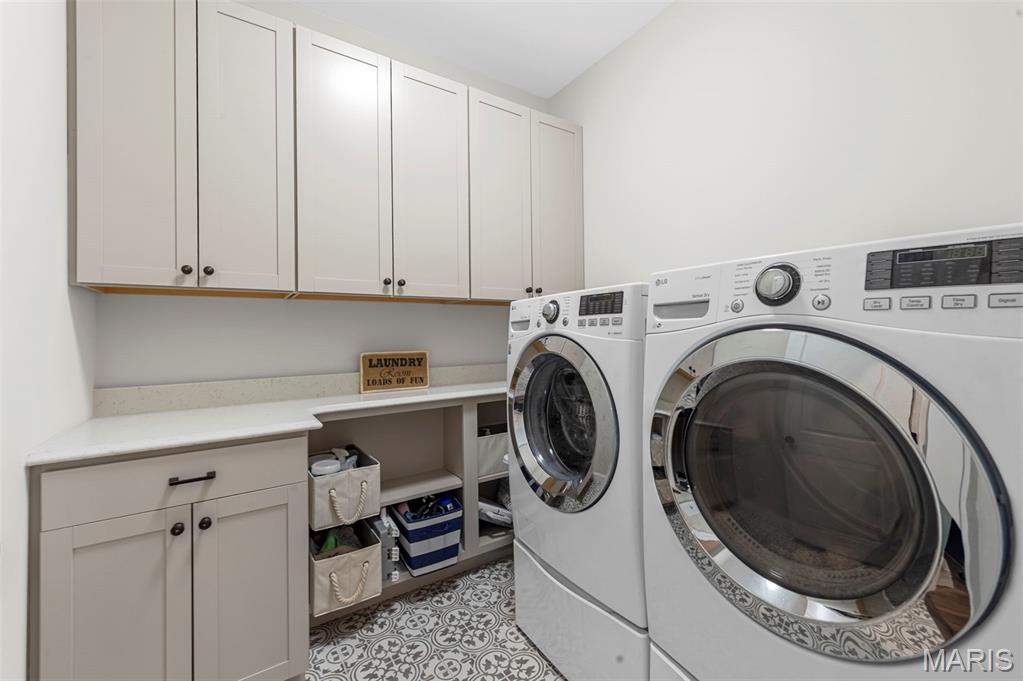 511 Leaning Woods Street