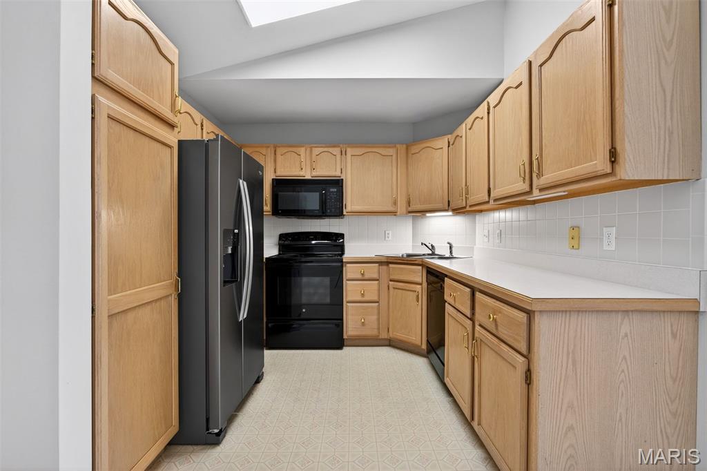 2009 Belltower Drive Unit: B