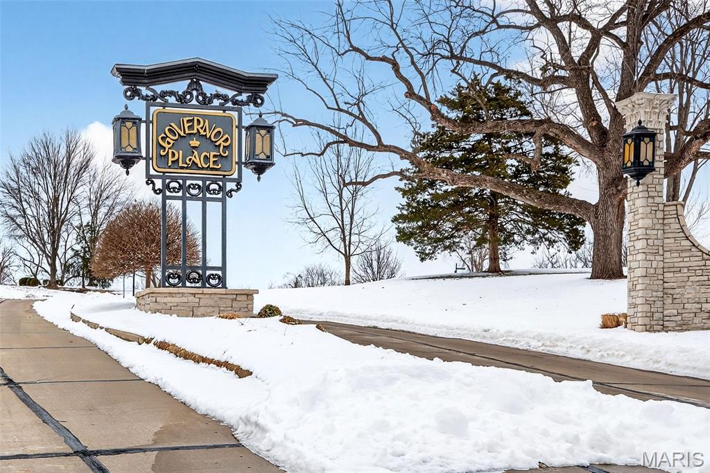 244 E Governor Place