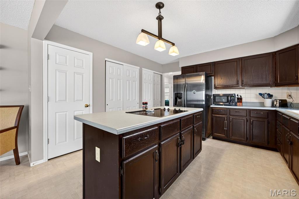 244 E Governor Place