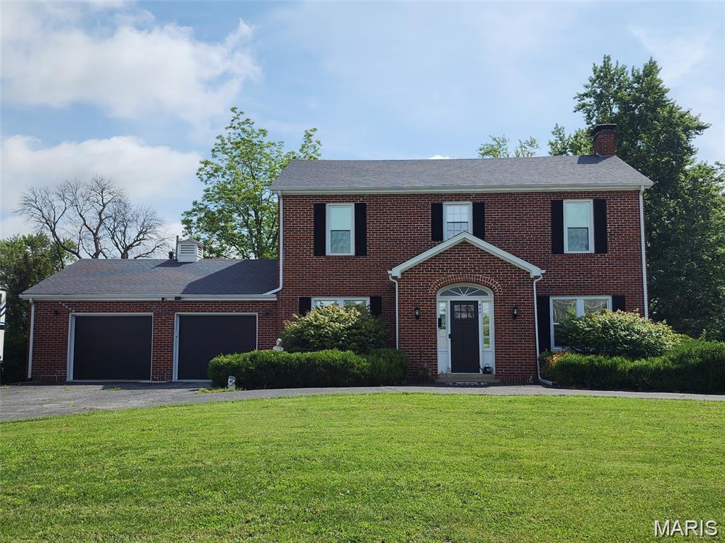 402 S. Walker St.