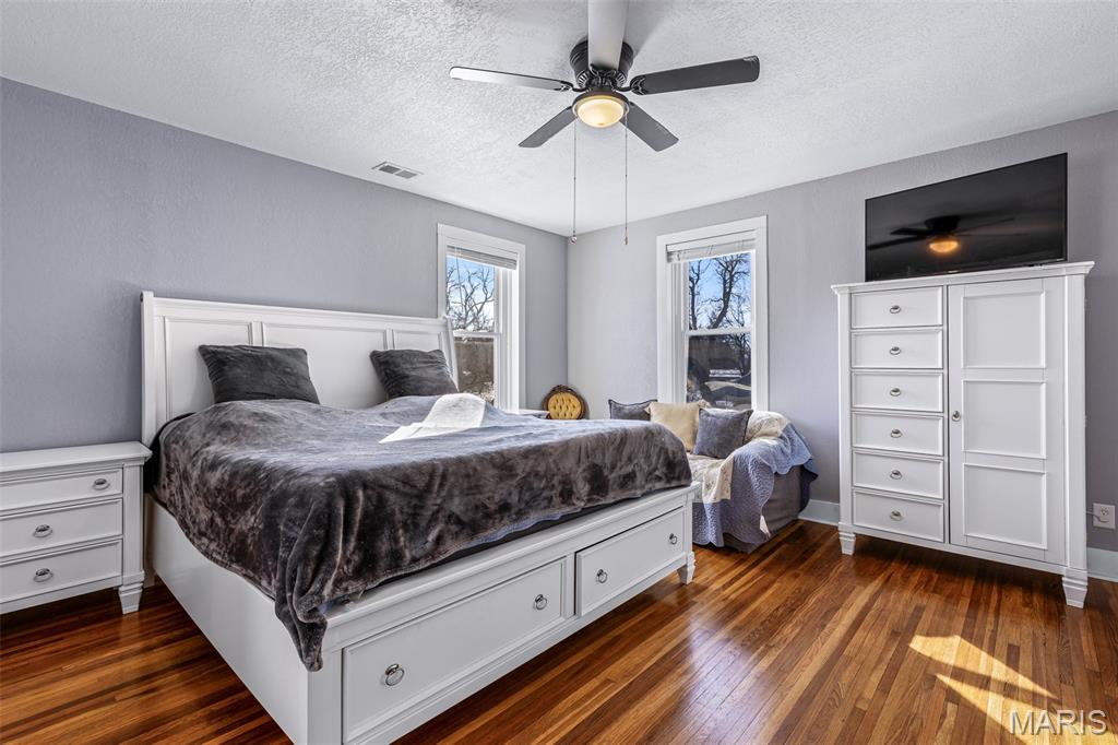 402 S. Walker St.