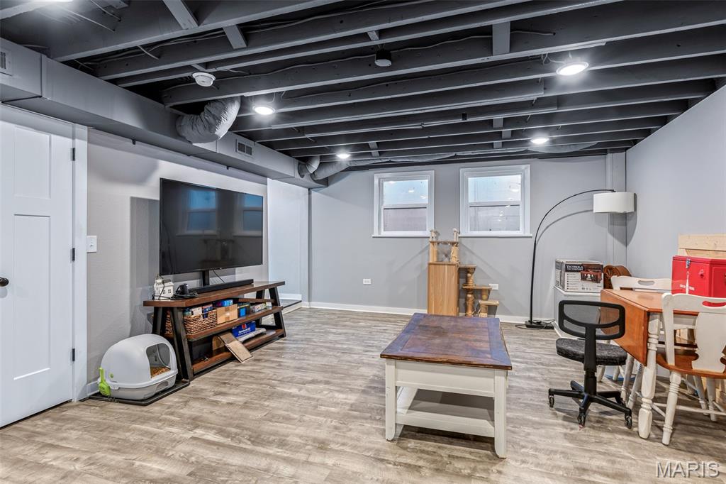 402 S. Walker St.