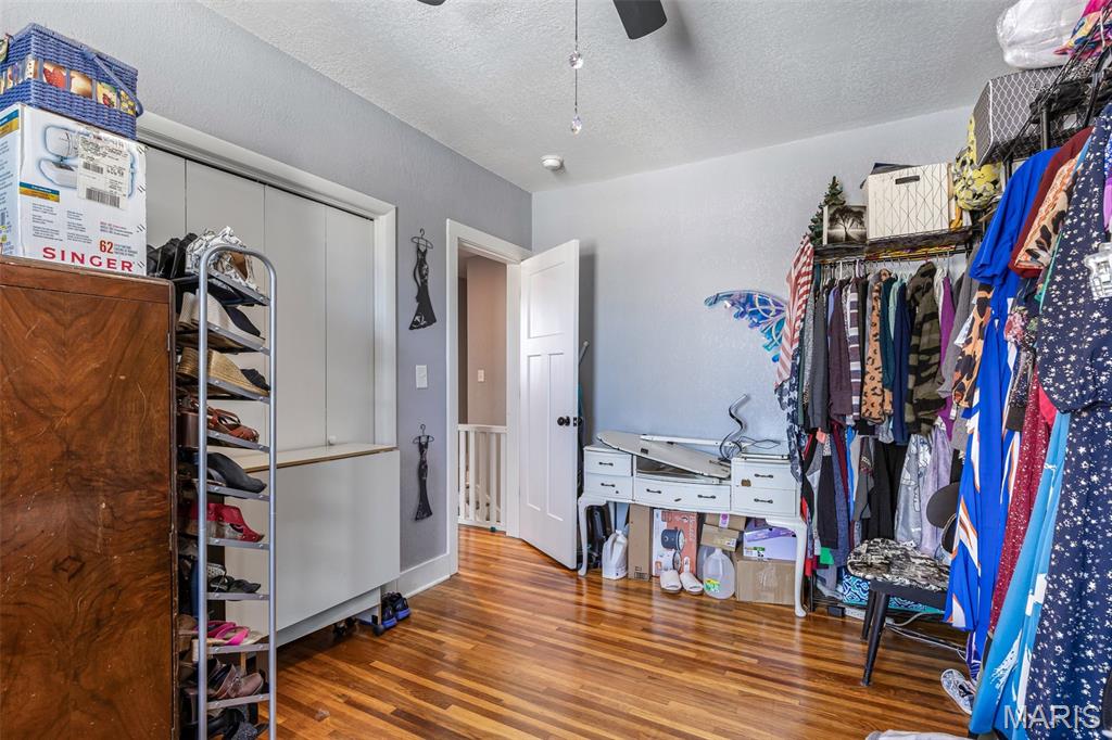 402 S. Walker St.