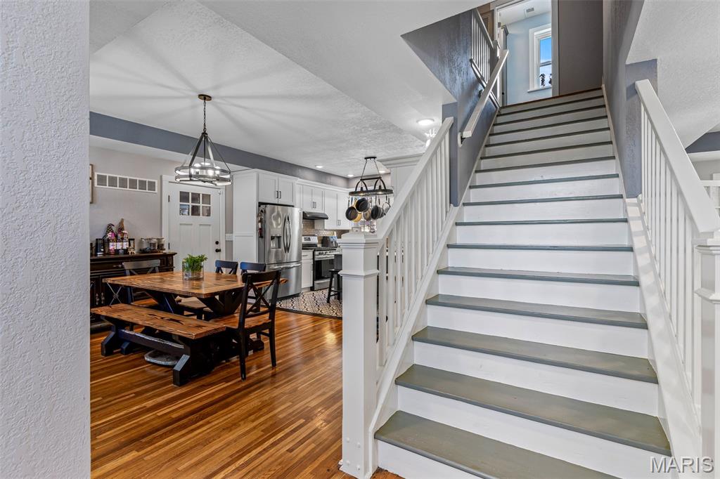 402 S. Walker St.