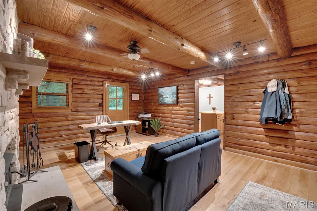 7 Wilderness Lane