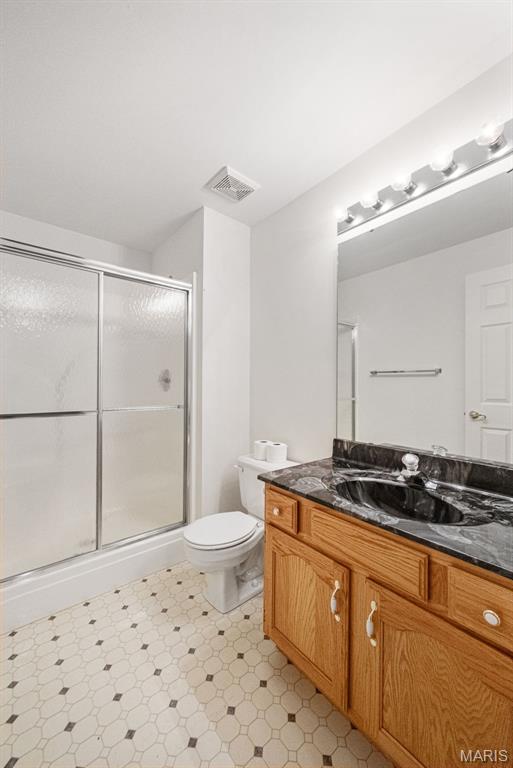 3055 Oakmont Court