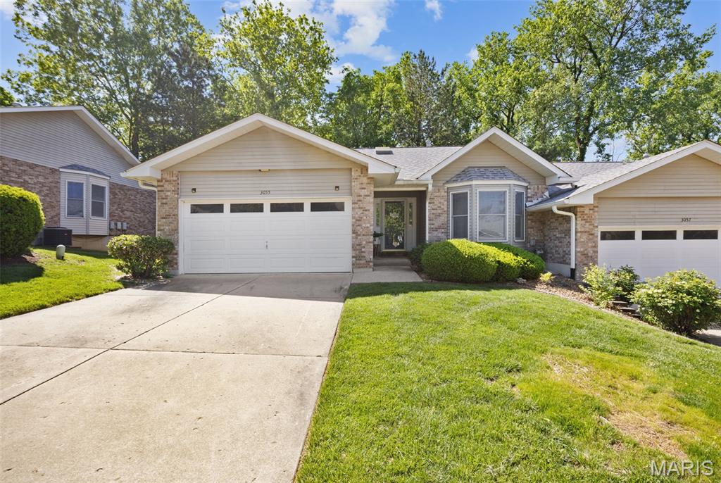 3055 Oakmont Court