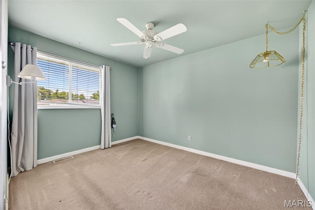 37 Oxbow Road