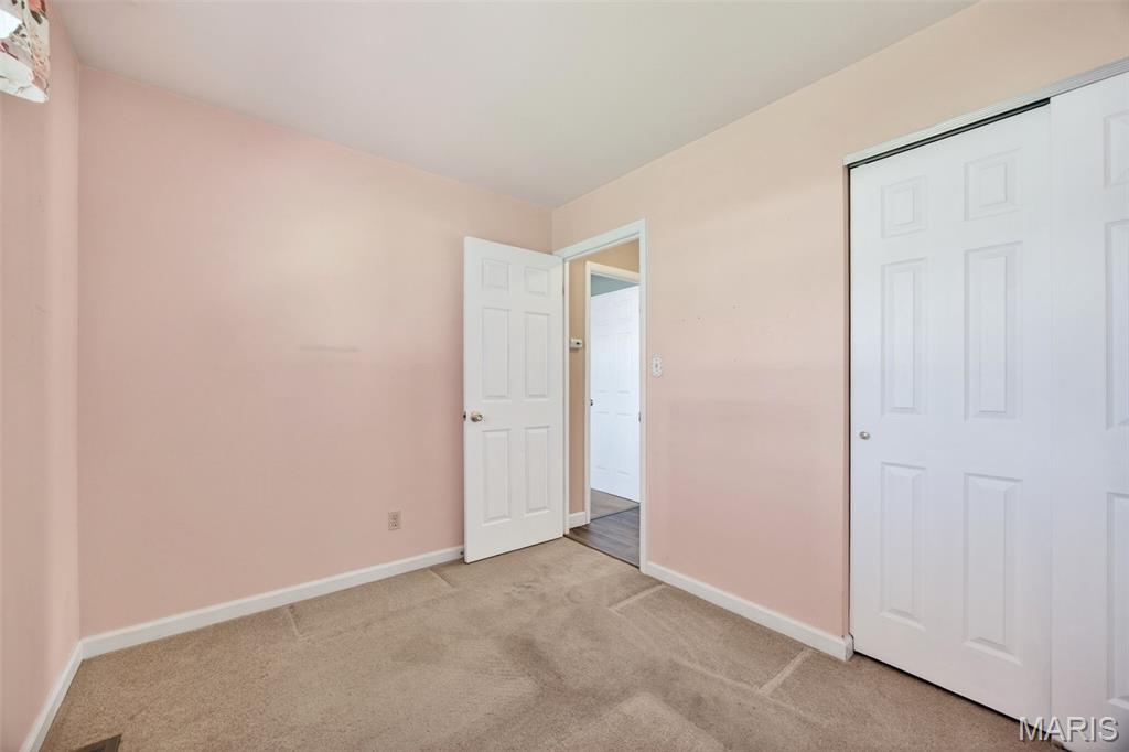 37 Oxbow Road