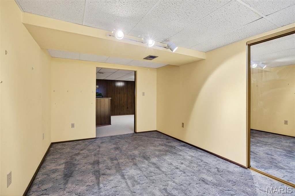 37 Oxbow Road