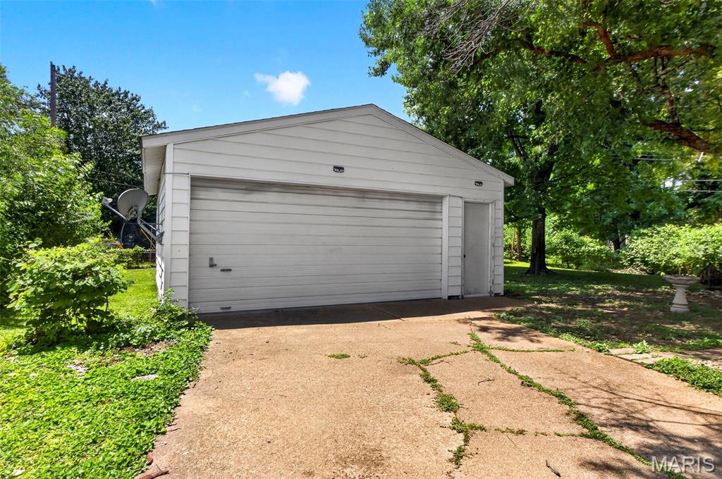 800 Crowder Drive