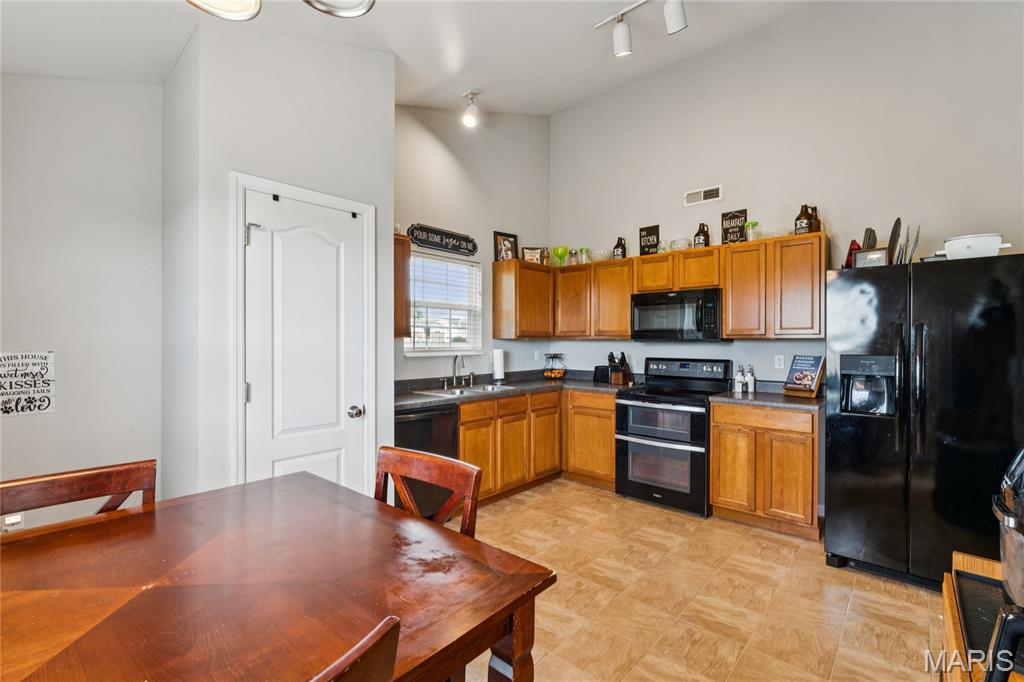 1934 Piedmont Circle