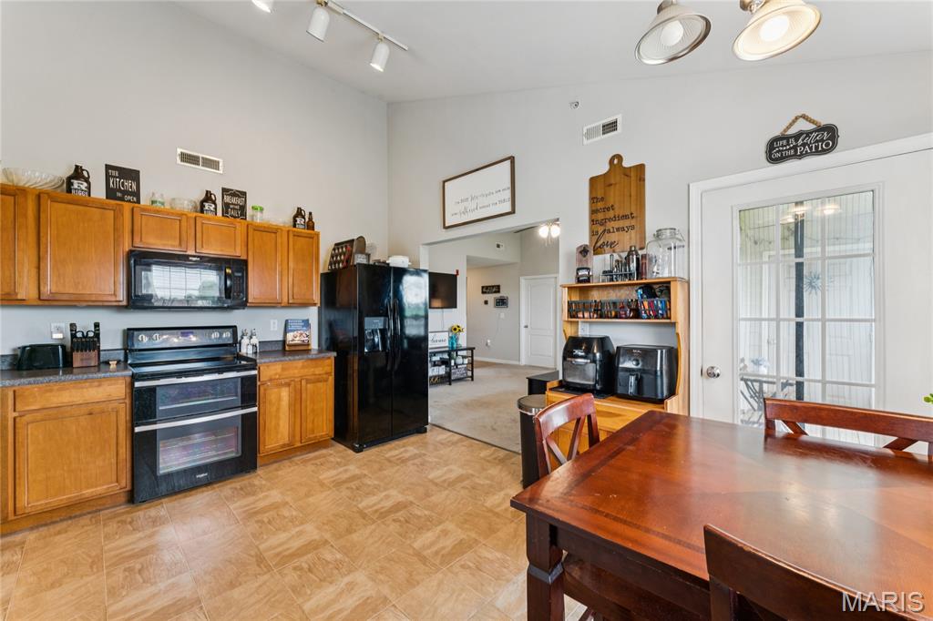 1934 Piedmont Circle