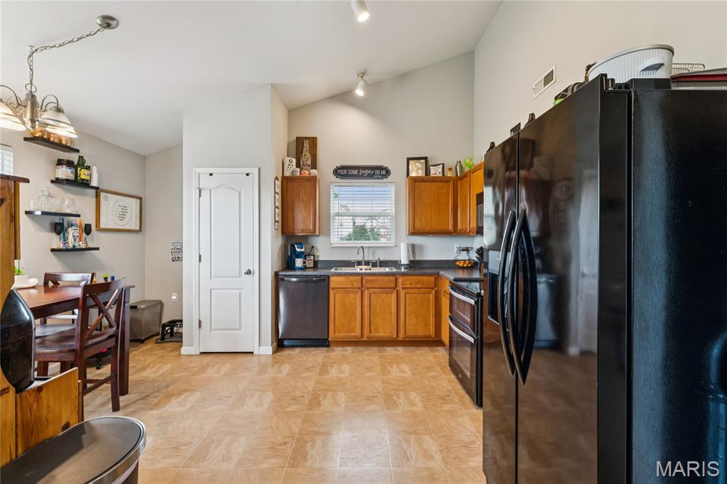 1934 Piedmont Circle