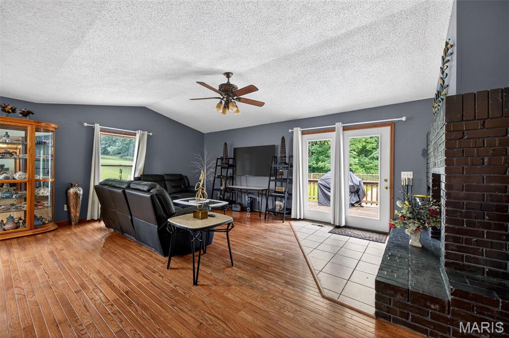 15633 Pike 237