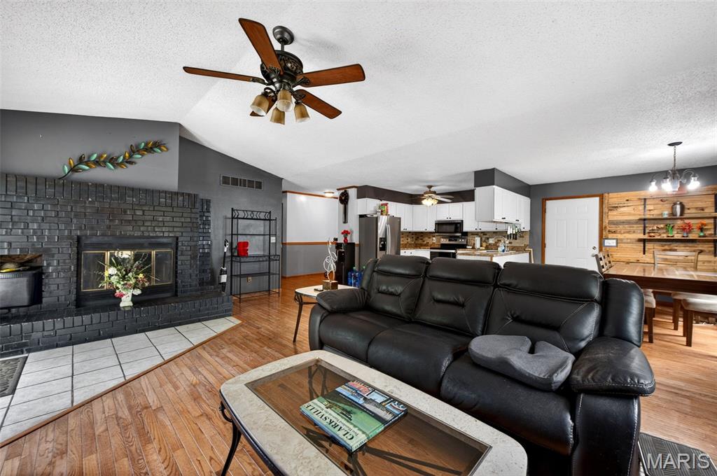 15633 Pike 237