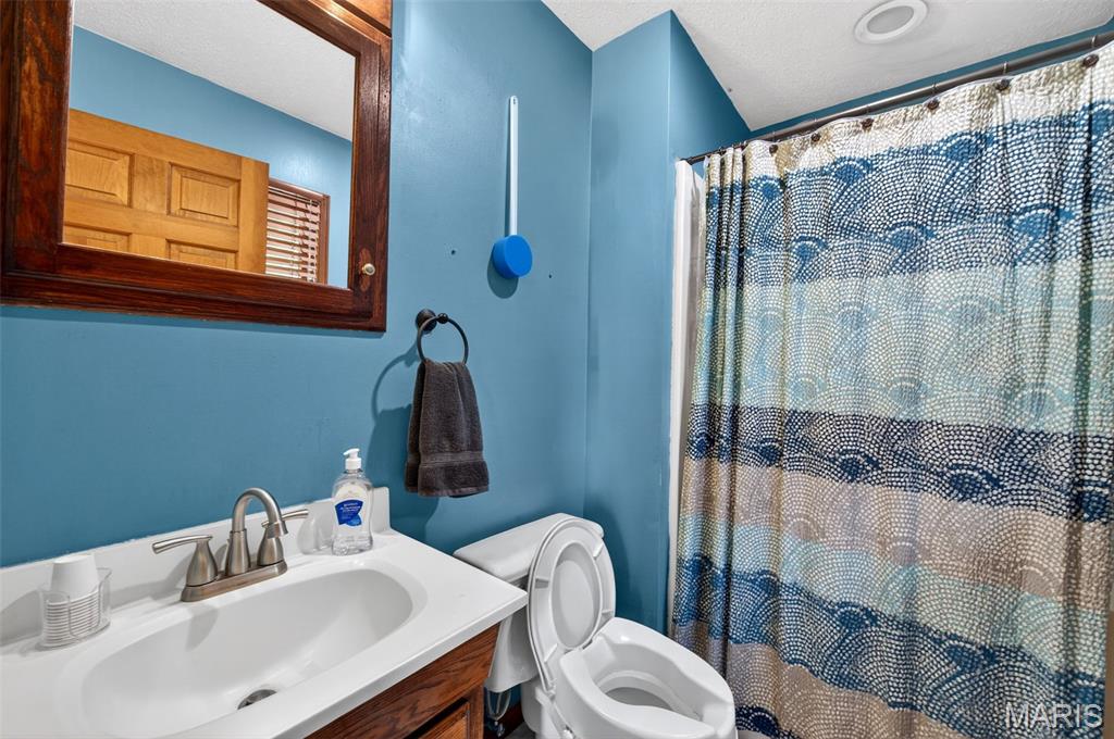 15633 Pike 237
