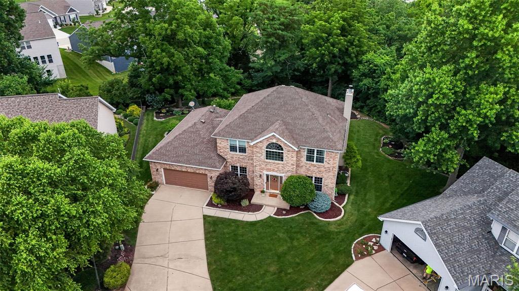 320 Huntleigh Manor Drive