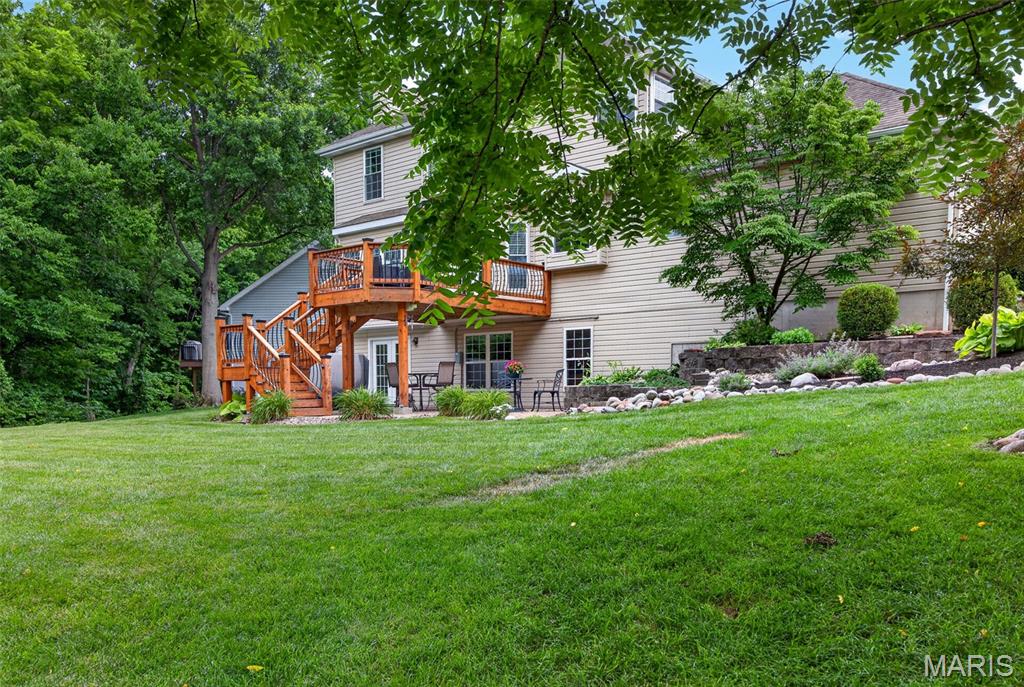 320 Huntleigh Manor Drive