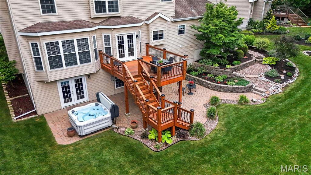 320 Huntleigh Manor Drive