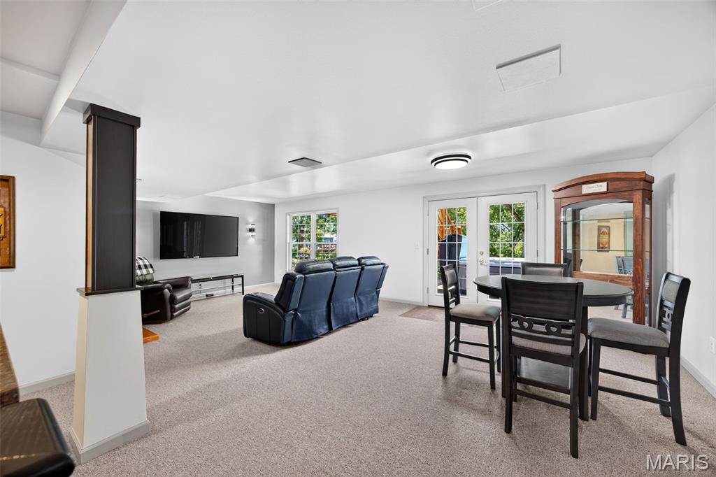 320 Huntleigh Manor Drive