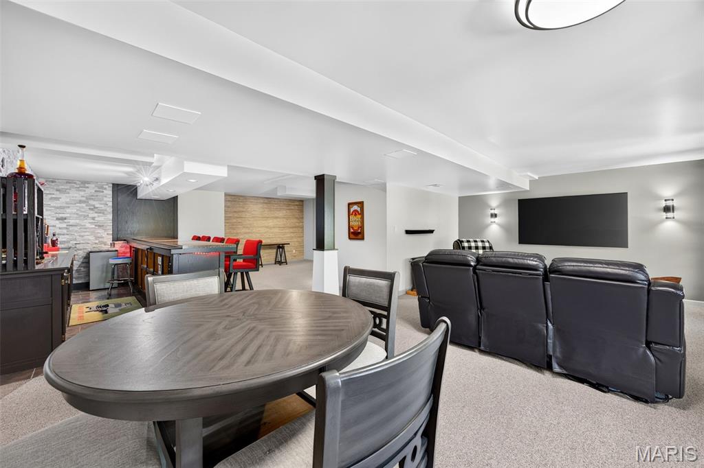 320 Huntleigh Manor Drive