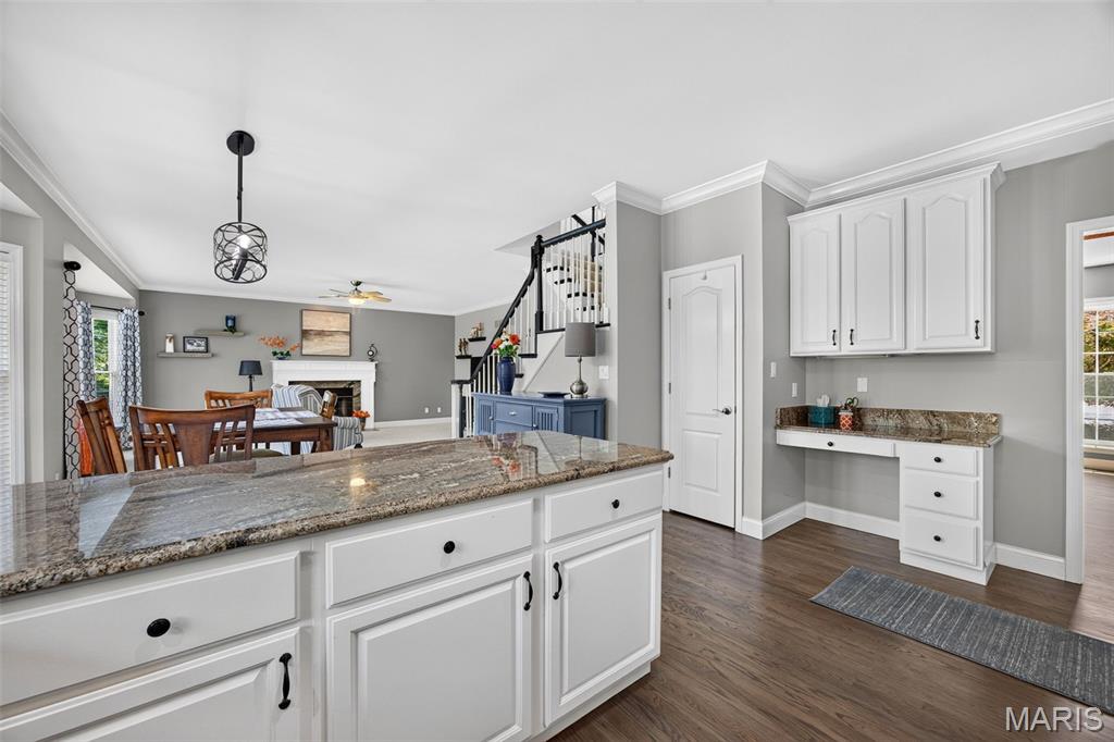 320 Huntleigh Manor Drive