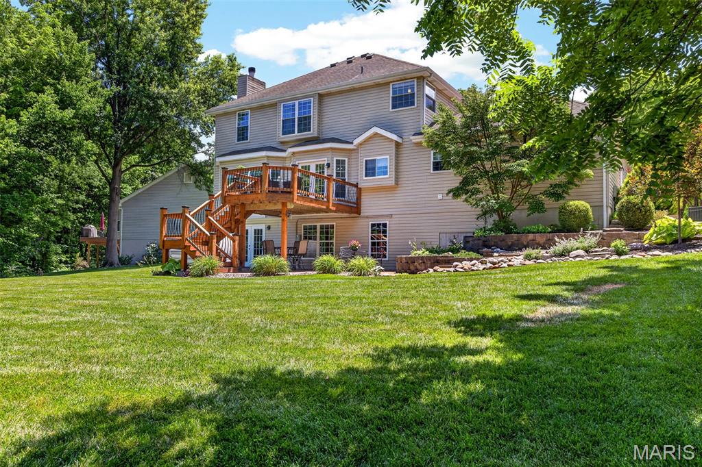 320 Huntleigh Manor Drive