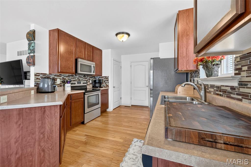 3128 Timberlodge Landing