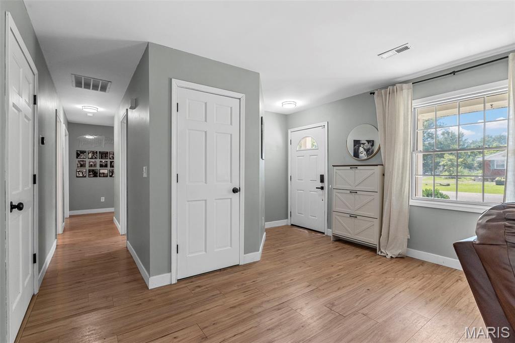 501 W 7th Street