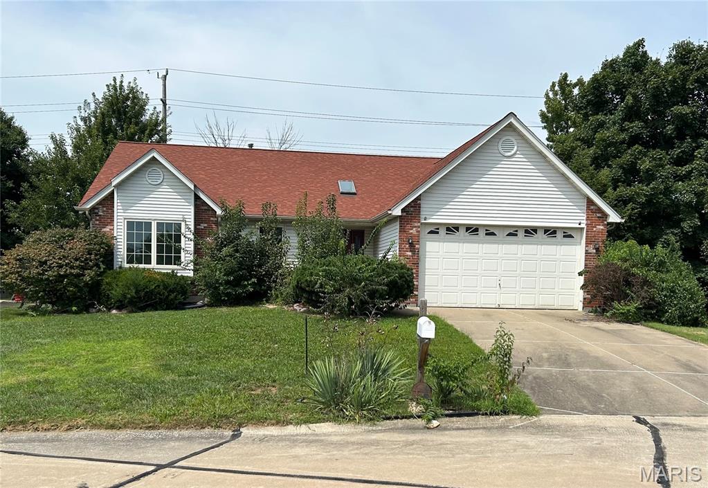 2211 Alexandria Court