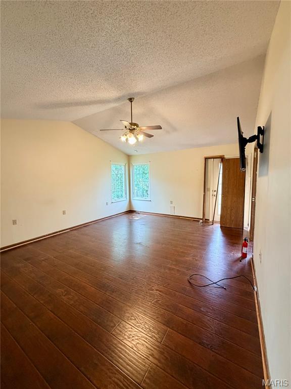 2211 Alexandria Court