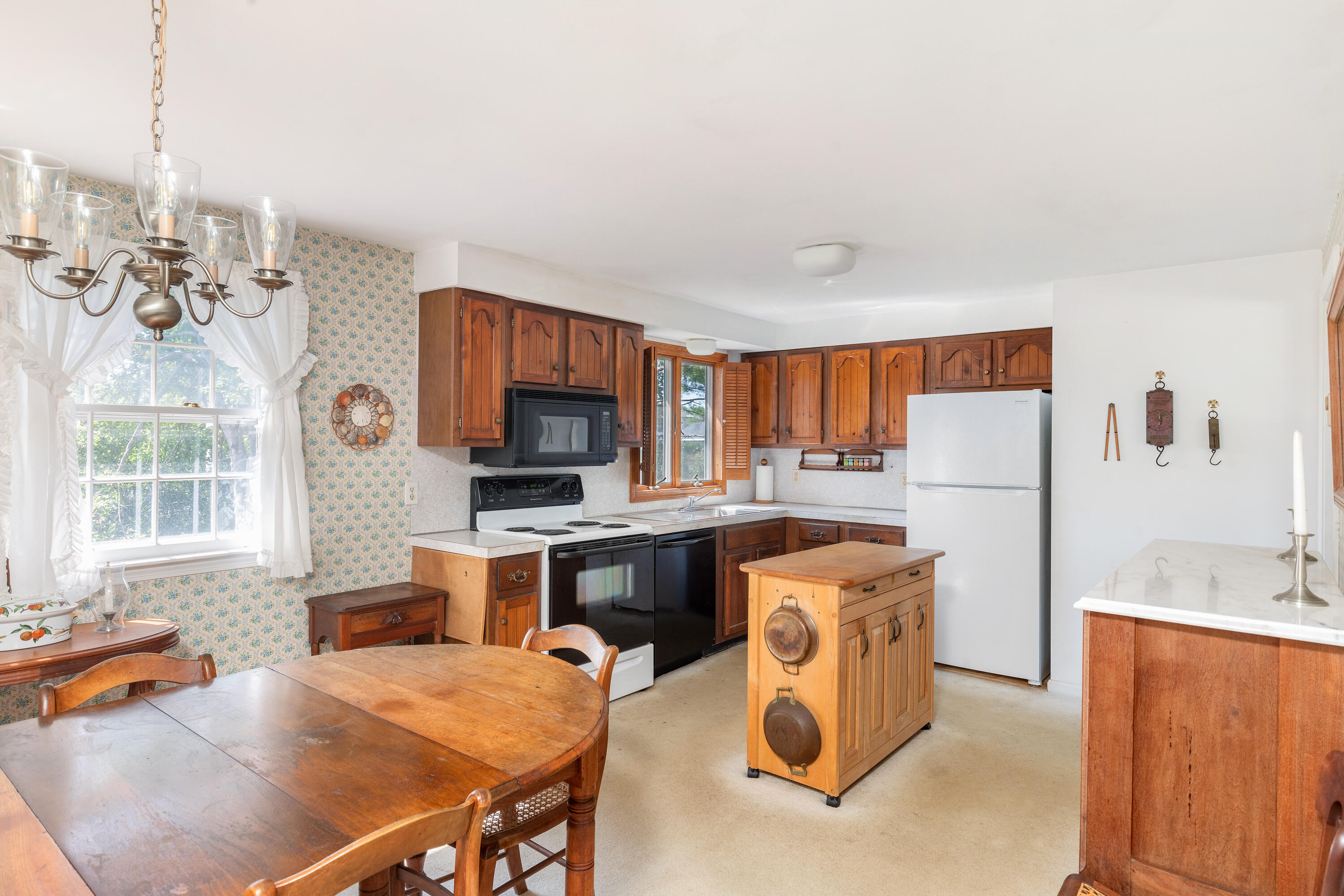 12 Marsh View Avenue