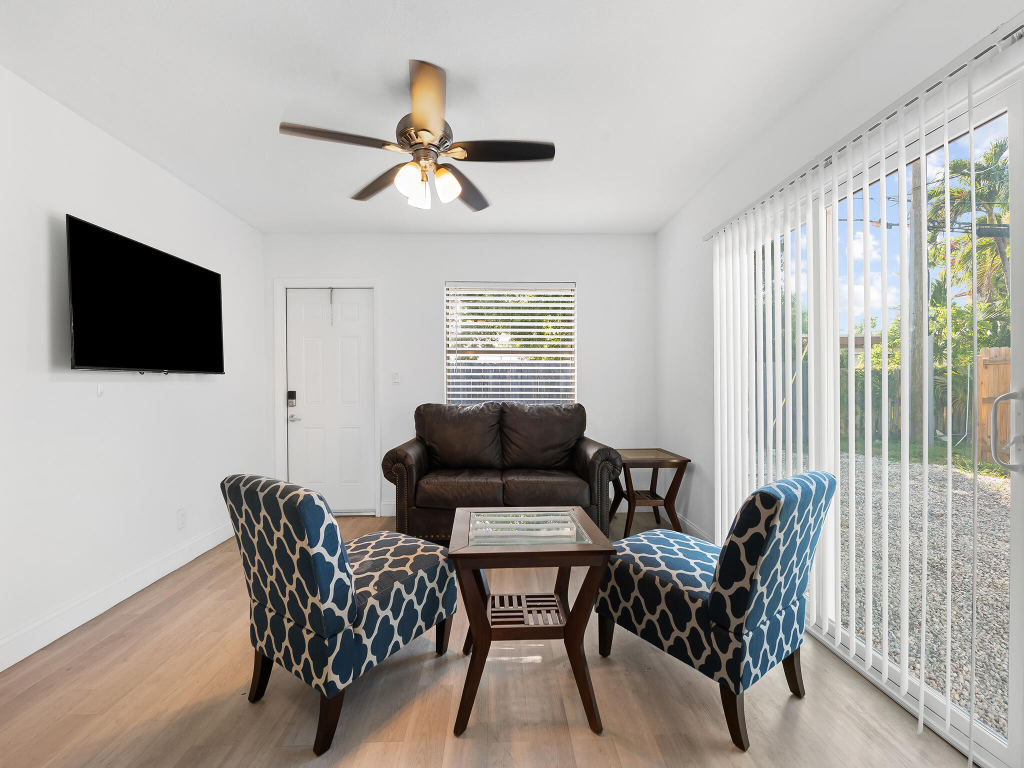 321 SW 14th Street 3