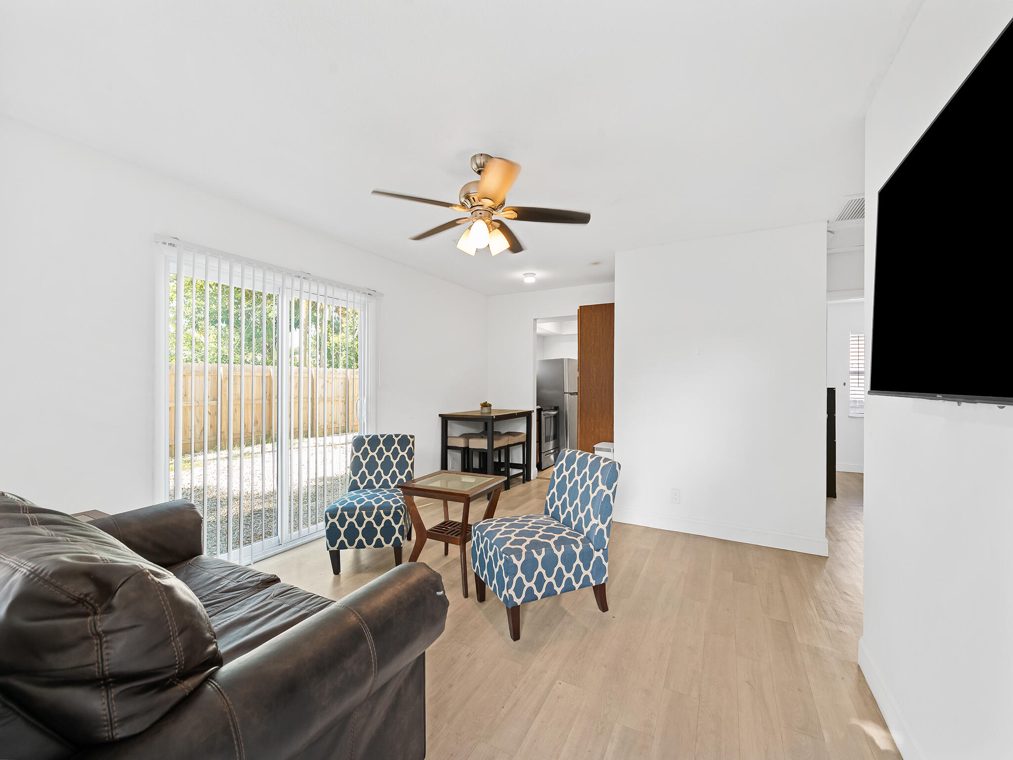 321 SW 14th Street 3