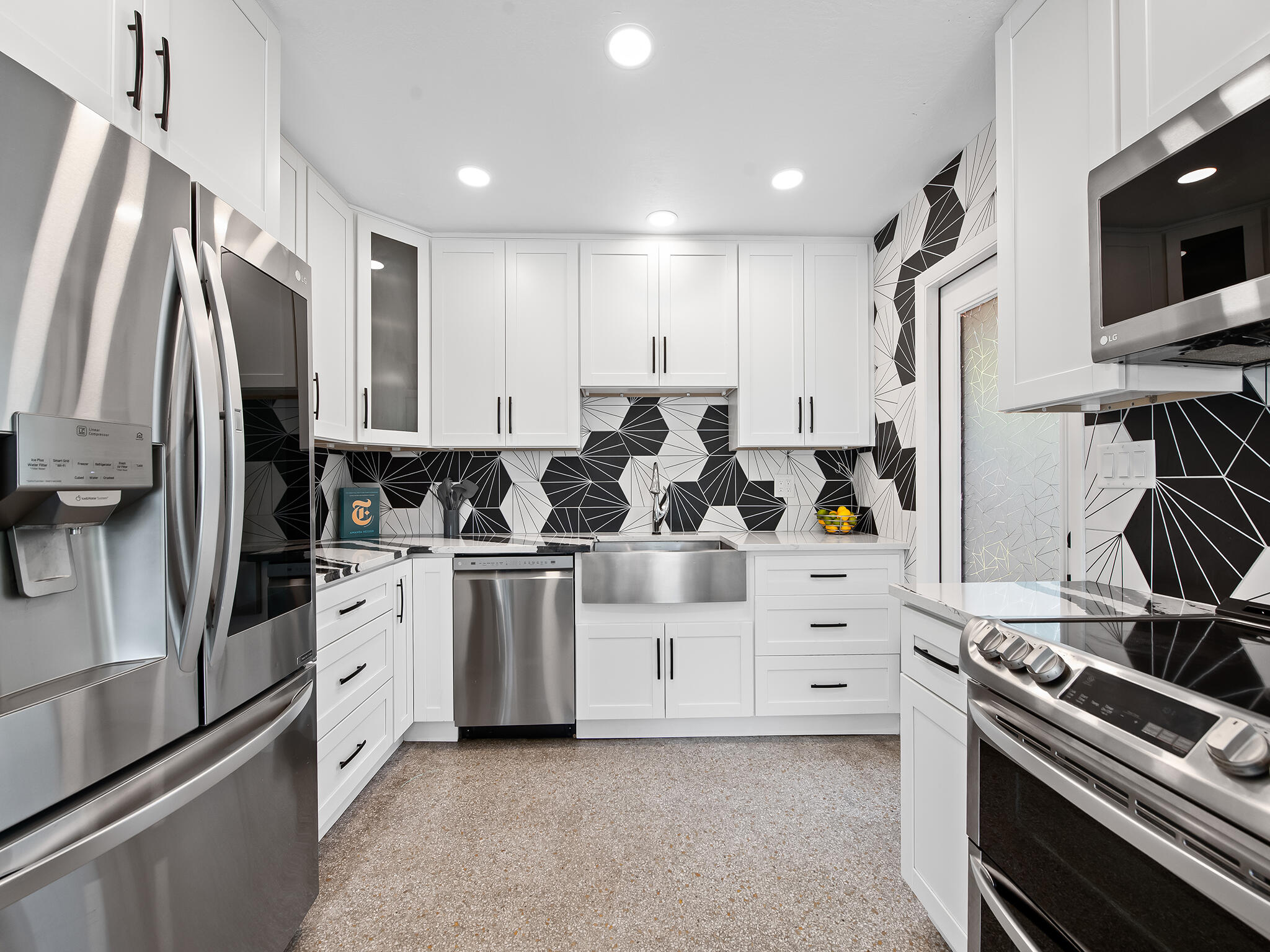 657 NW 30th Court