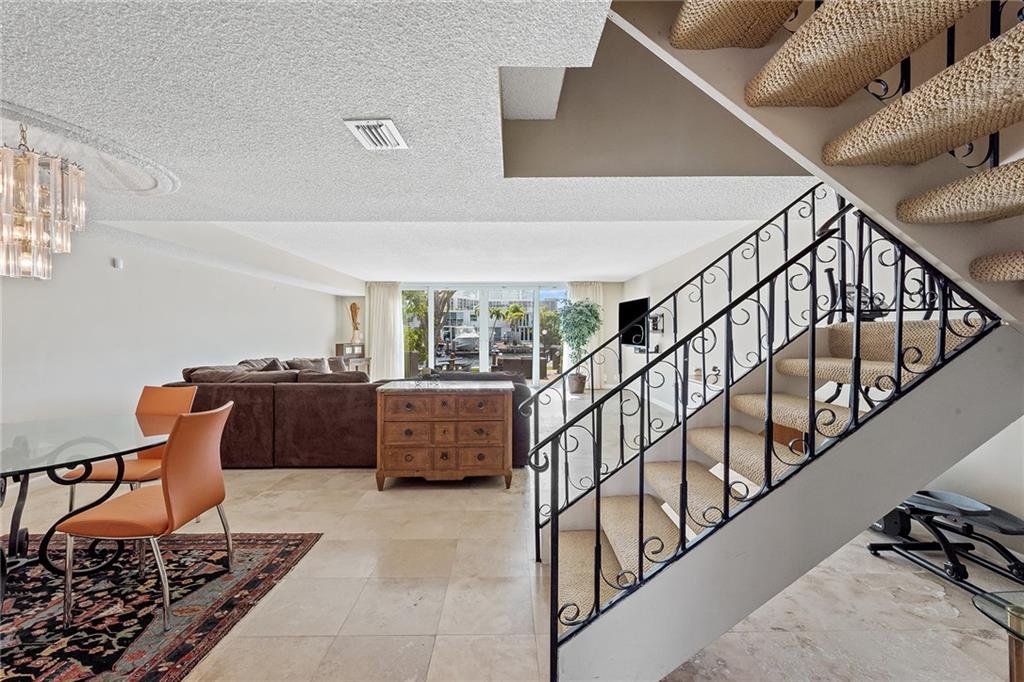 820 NE 25th Avenue Unit: 67
