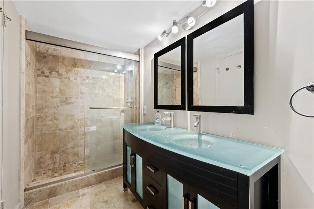 820 NE 25th Avenue Unit: 67