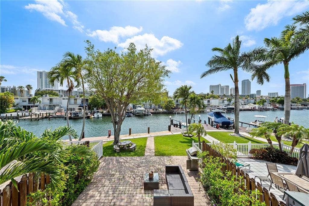 820 NE 25th Avenue Unit: 67