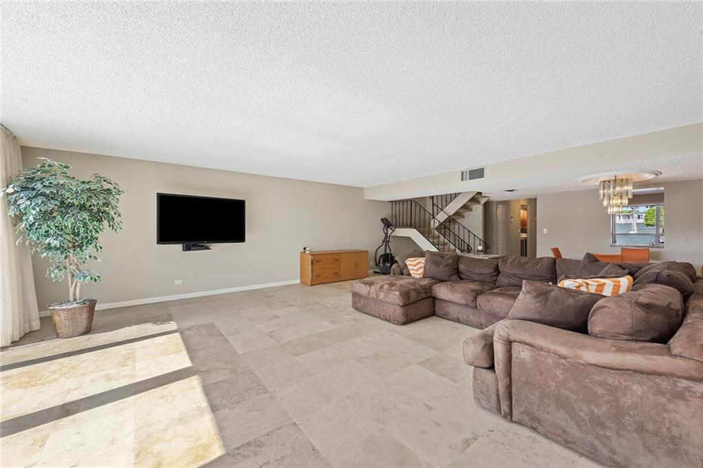820 NE 25th Avenue Unit: 67