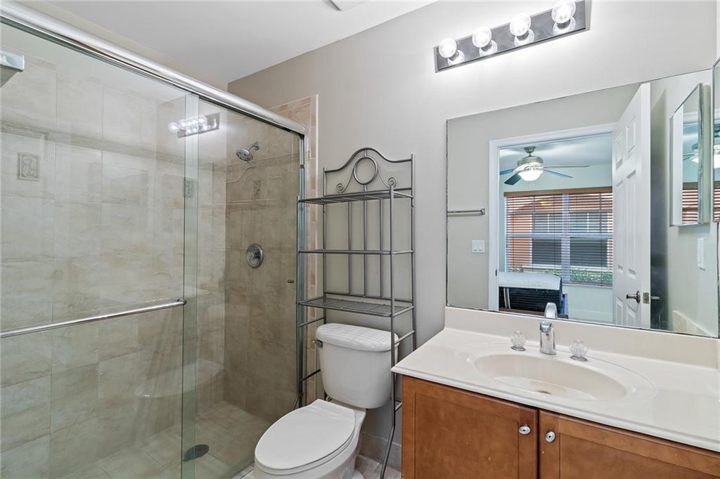 1033 NE 17th Way Unit: 1902