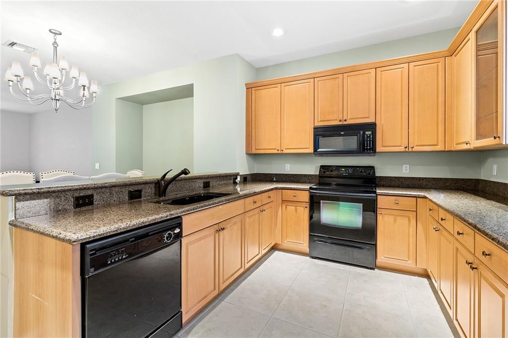 1033 NE 17th Way Unit: 1902