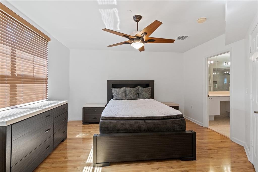 1033 NE 17th Way Unit: 1902