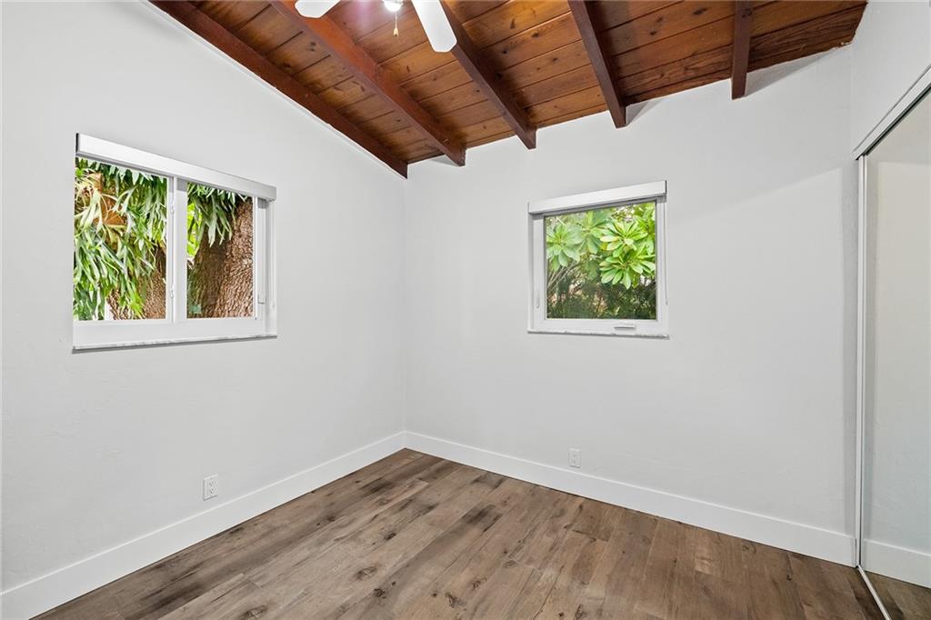 1437 SW 19TH AVE